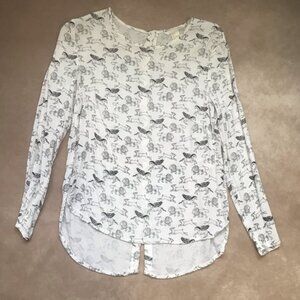 NWOT H&M Mythical Creatures Top Lion Pegasus Rabbit Black White Button Down Back